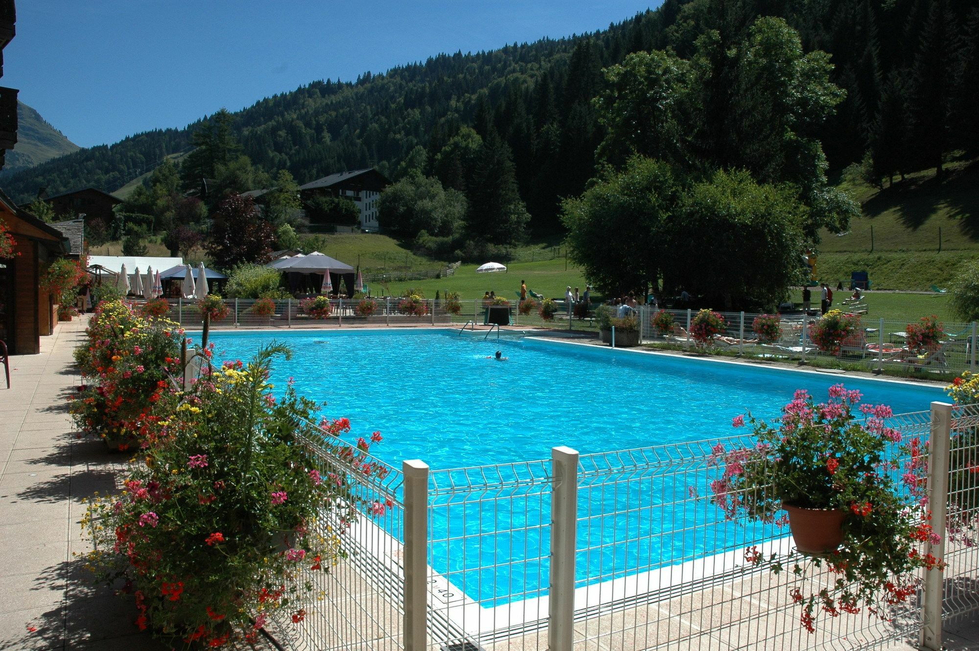 Hotel Club Le Crêt Morzine Exterior foto